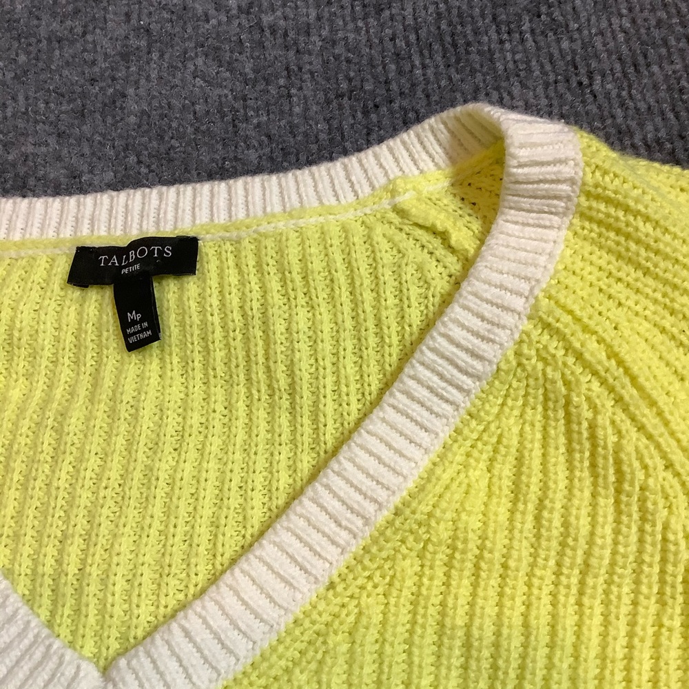 Talbots Women’s Cotton Blend Yellow Sweater Size Mp Knit  Pullover Sweater - Picture 3 of 8